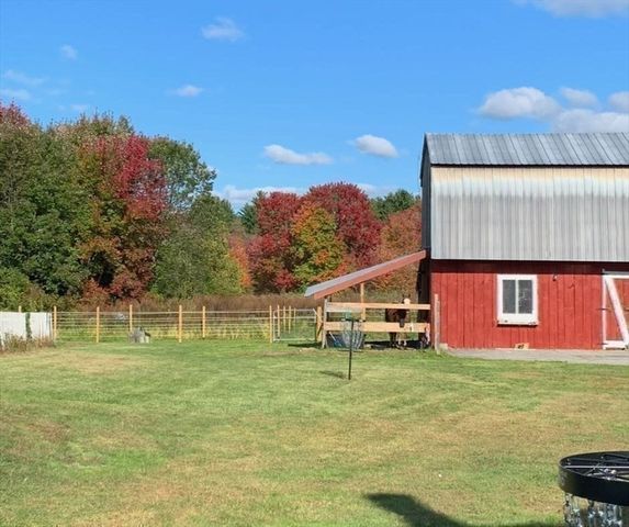 401 N Washington St, Belchertown, MA 01007