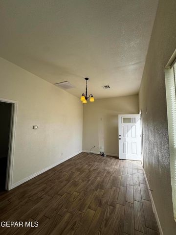 15064 Mandaville Avenue, El Paso, TX 79928