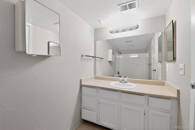 12366 W Nevada Place 204, Lakewood, CO 80228