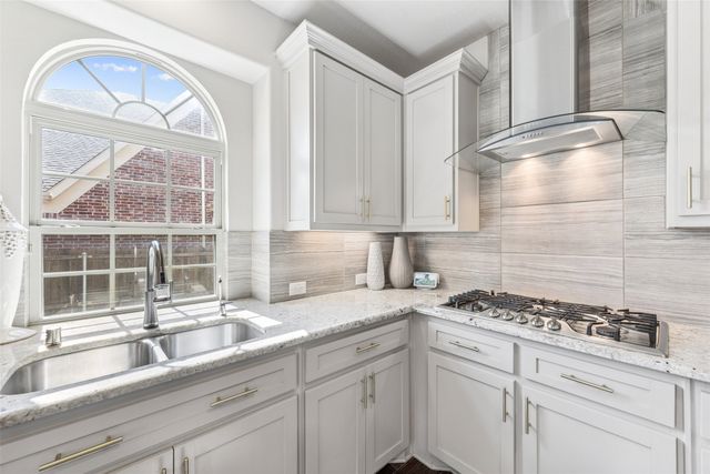 4005 Barlow Court, Mansfield, TX 76063