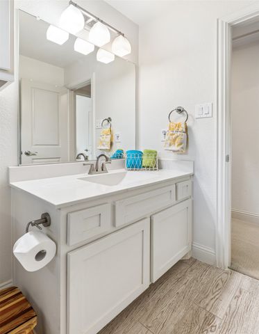 4005 Barlow Court, Mansfield, TX 76063