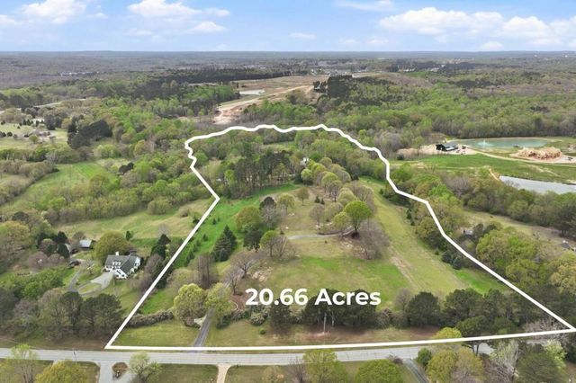 479 Bill Watkins Road, Hoschton, GA 30548