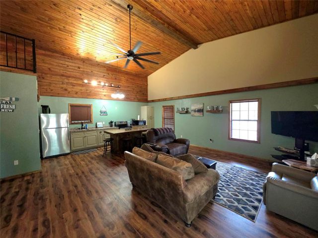 51 Roatan Drive, Point Blank, TX 77364