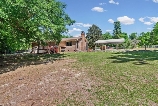 5792 Drake Road, Greensboro, NC 27406