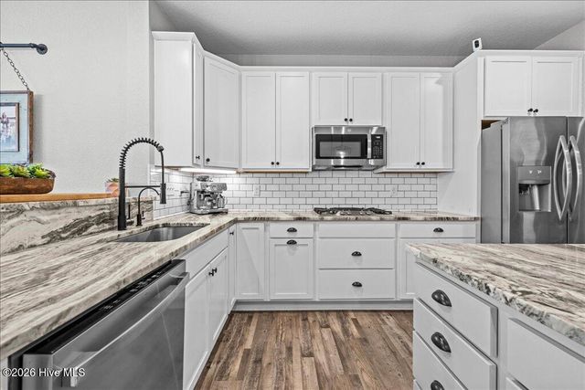 124 Parrish Point Lane, Moyock, NC 27958