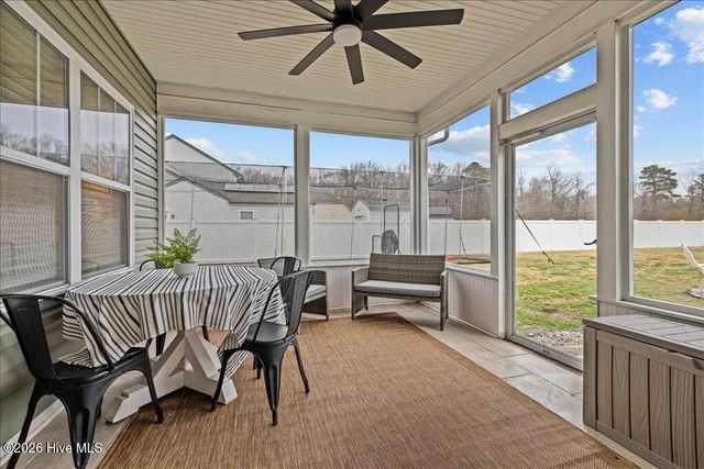 124 Parrish Point Lane, Moyock, NC 27958