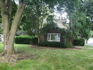 615 Polo Drive, Wheaton, IL 60187