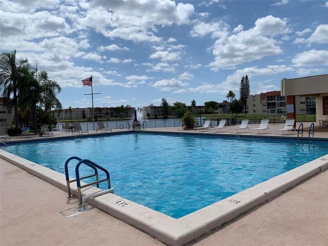 8080 N Sunrise Lakes N 303, Sunrise, FL 33322