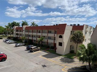 8080 N Sunrise Lakes N 303, Sunrise, FL 33322