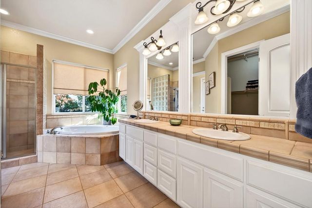 6513 Puerto Dr, Rancho Murieta, CA 95683