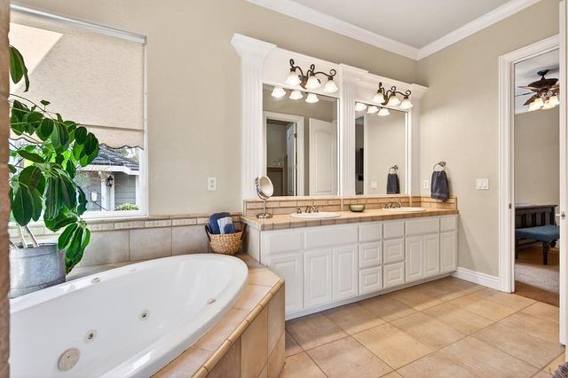 6513 Puerto Dr, Rancho Murieta, CA 95683