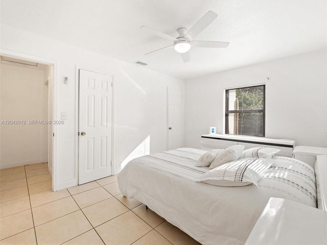 700 SW 12th St, Fort Lauderdale, FL 33315