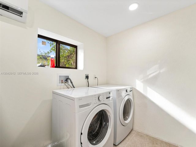700 SW 12th St, Fort Lauderdale, FL 33315