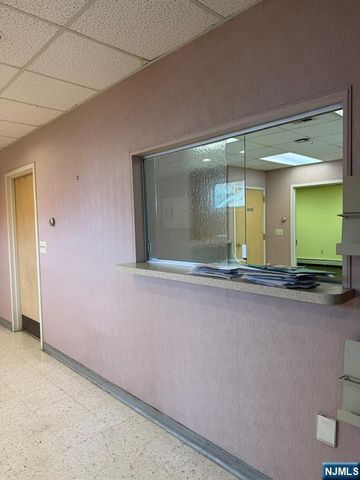 179 Lafayette Avenue, Hawthorne, NJ 07506