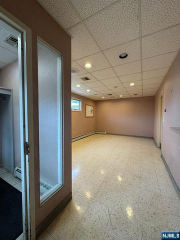 179 Lafayette Avenue, Hawthorne, NJ 07506