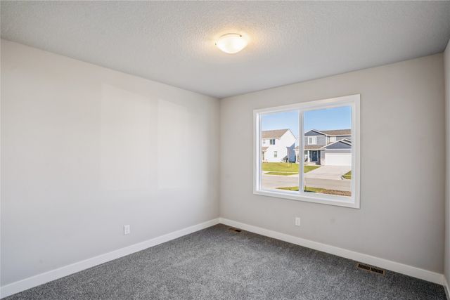 1370 Locust Street, Waukee, IA 50263