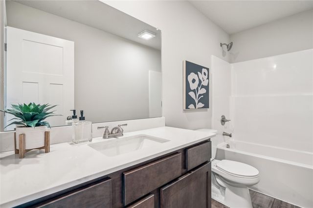 1370 Locust Street, Waukee, IA 50263