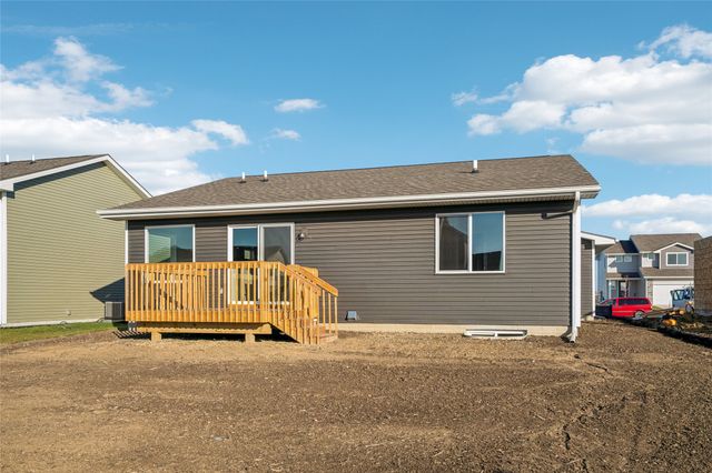 1370 Locust Street, Waukee, IA 50263