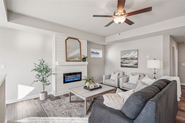 1370 Locust Street, Waukee, IA 50263