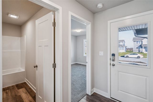 1370 Locust Street, Waukee, IA 50263