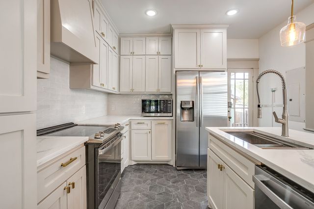1406 6th Avenue, Fort Worth, TX 76104