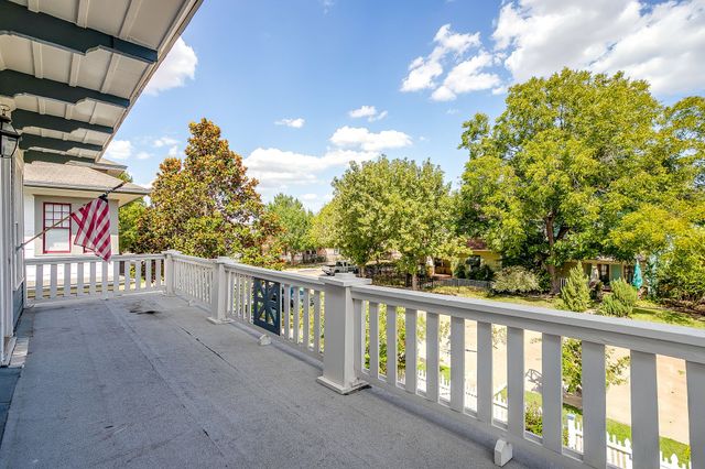 1406 6th Avenue, Fort Worth, TX 76104