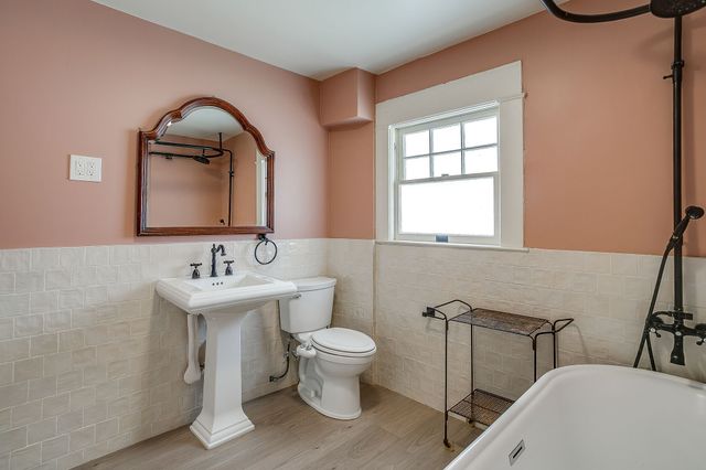 1406 6th Avenue, Fort Worth, TX 76104