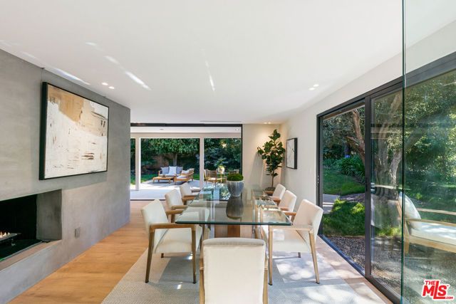 23458 Canzonet Street, Woodland Hills (los Angeles), CA 91367