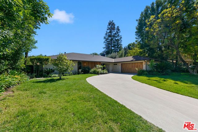 23458 Canzonet Street, Woodland Hills (los Angeles), CA 91367