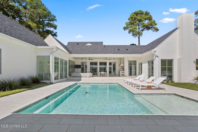 919 Montrose Drive, Ridgeland, MS 39157