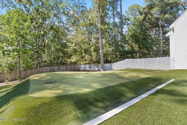 919 Montrose Drive, Ridgeland, MS 39157