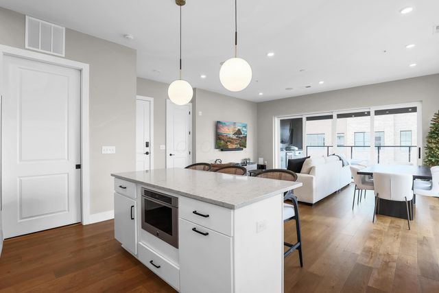 695 Civitas Avenue, D301, Columbus, OH 43215