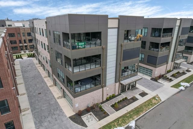 695 Civitas Avenue, D301, Columbus, OH 43215