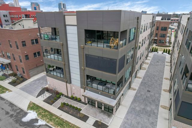 695 Civitas Avenue, D301, Columbus, OH 43215