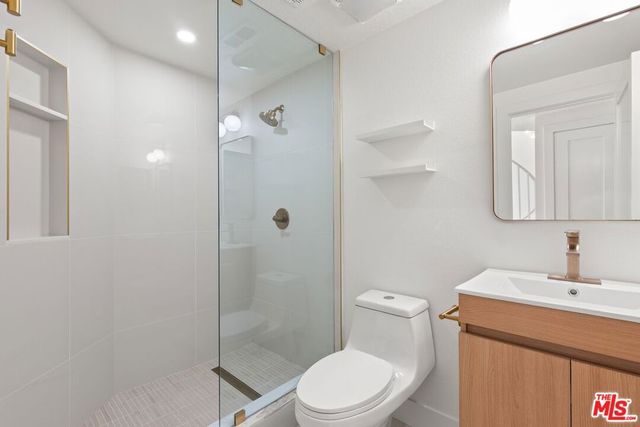 16960 Algonquin Street I201, Huntington Beach, CA 92649