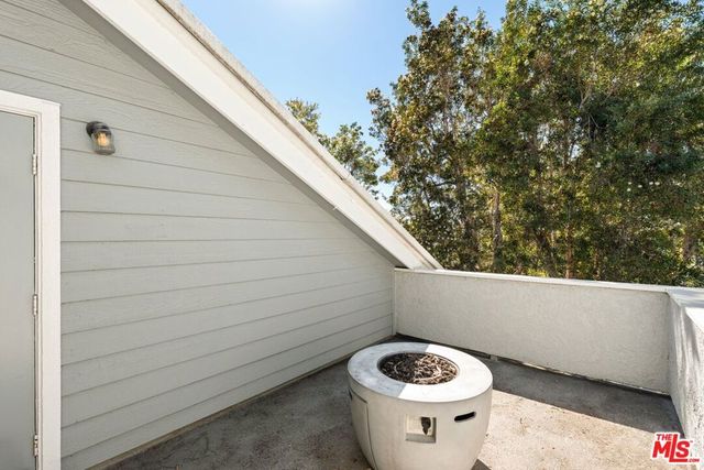 16960 Algonquin Street I201, Huntington Beach, CA 92649