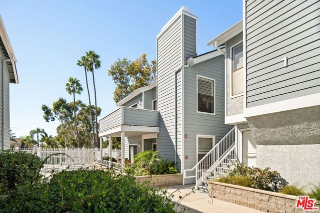 16960 Algonquin Street I201, Huntington Beach, CA 92649