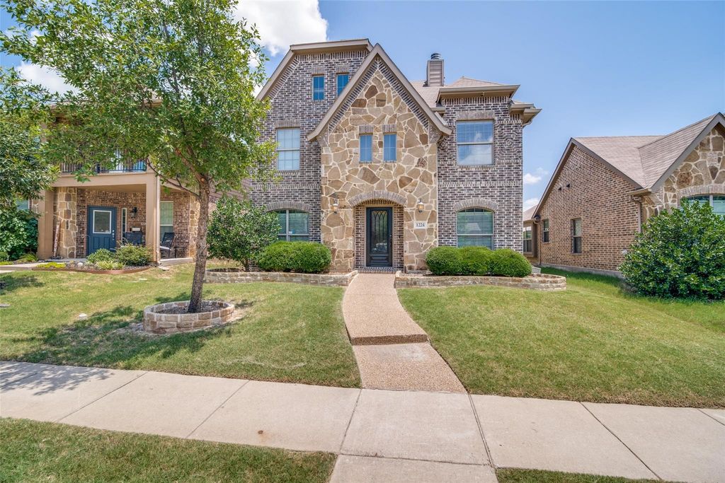1224 Land Oak Road, Royse City, TX 75189