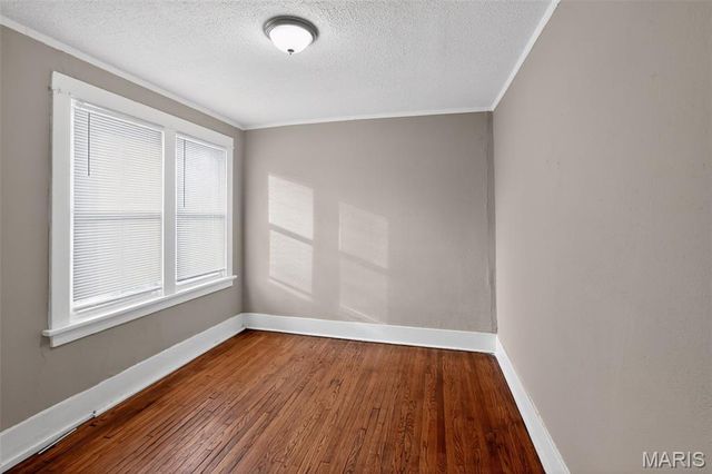 8305 Garfield Avenue, St Louis, MO 63114