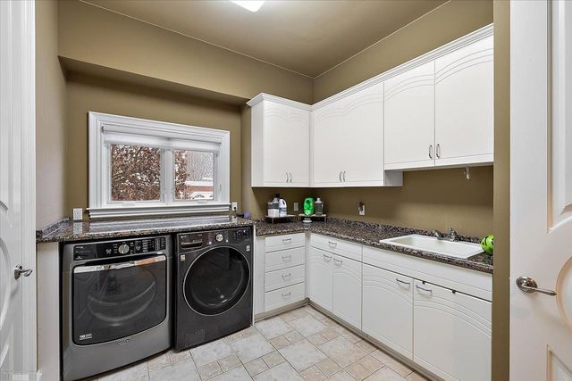 61403 Barclay Drive, Washington Twp, MI 48094