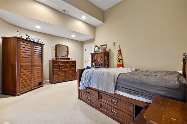 61403 Barclay Drive, Washington Twp, MI 48094