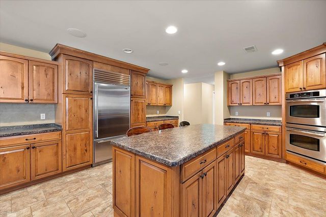 61403 Barclay Drive, Washington Twp, MI 48094