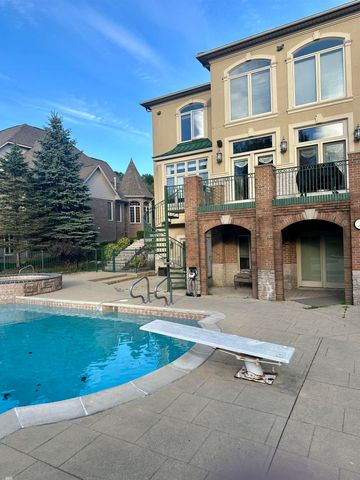 61403 Barclay Drive, Washington Twp, MI 48094