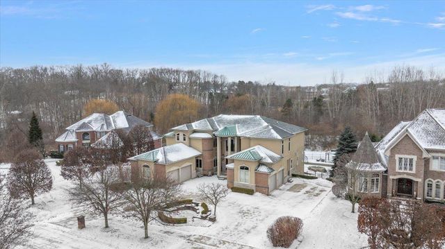 61403 Barclay Drive, Washington Twp, MI 48094