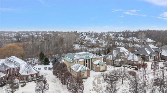 61403 Barclay Drive, Washington Twp, MI 48094