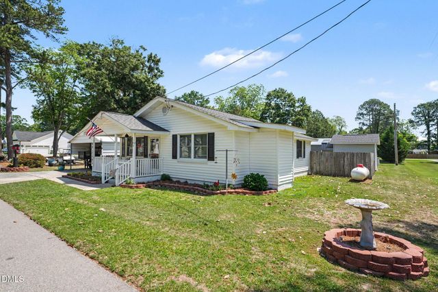 106 N Fort Street, Pikeville, NC 27863