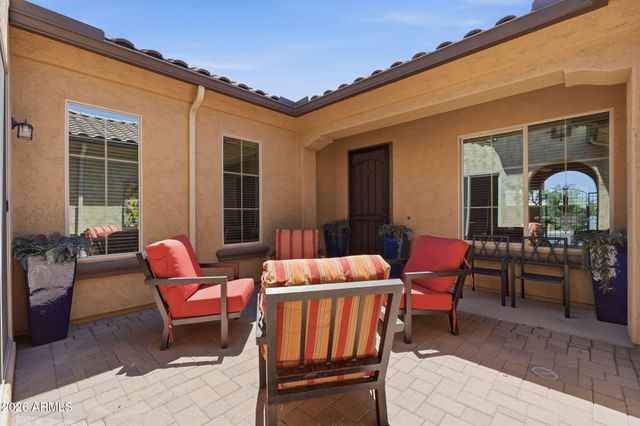 5022 S SETON Avenue, Gilbert, AZ 85298