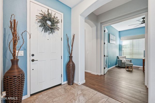 5022 S SETON Avenue, Gilbert, AZ 85298