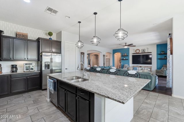5022 S SETON Avenue, Gilbert, AZ 85298