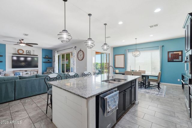 5022 S SETON Avenue, Gilbert, AZ 85298